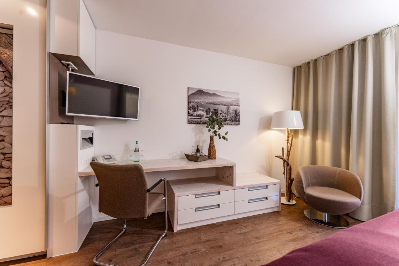 Hotel Villa Lago Garni บาดวิสเซ ภายนอก รูปภาพ